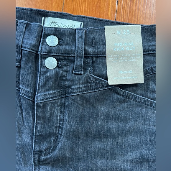 NWT Madewell Kick Out Crop Jeans in Beckley Wash - Size 25 - Black - Picture 8 of 10